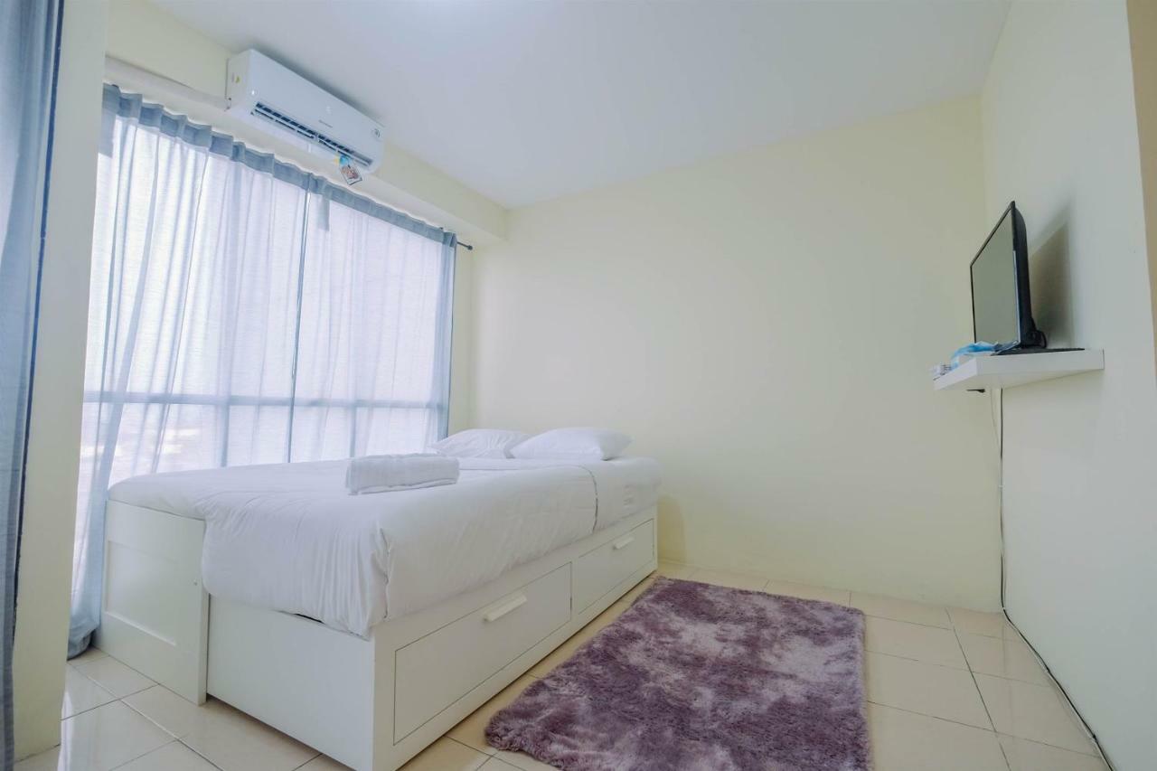 Apartemen Tifolia With Double Bed Near Lrt Station By Travelio Jakarta