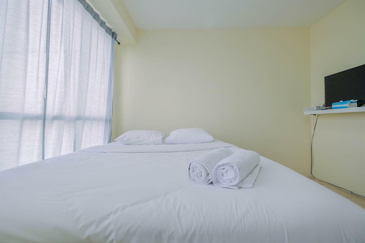 Apartemen Tifolia With Double Bed Near Lrt Station By Travelio Jakarta
